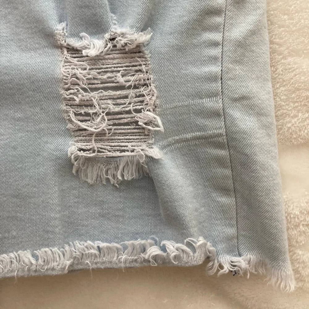 O2 Denim Mini Skirt Size Medium - Picture 7 of 8